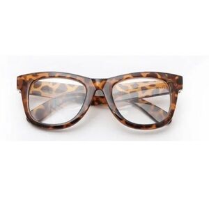 Betsey Johnson Lisa Reader Thick Wayfarer Glasses Brown Tortoise